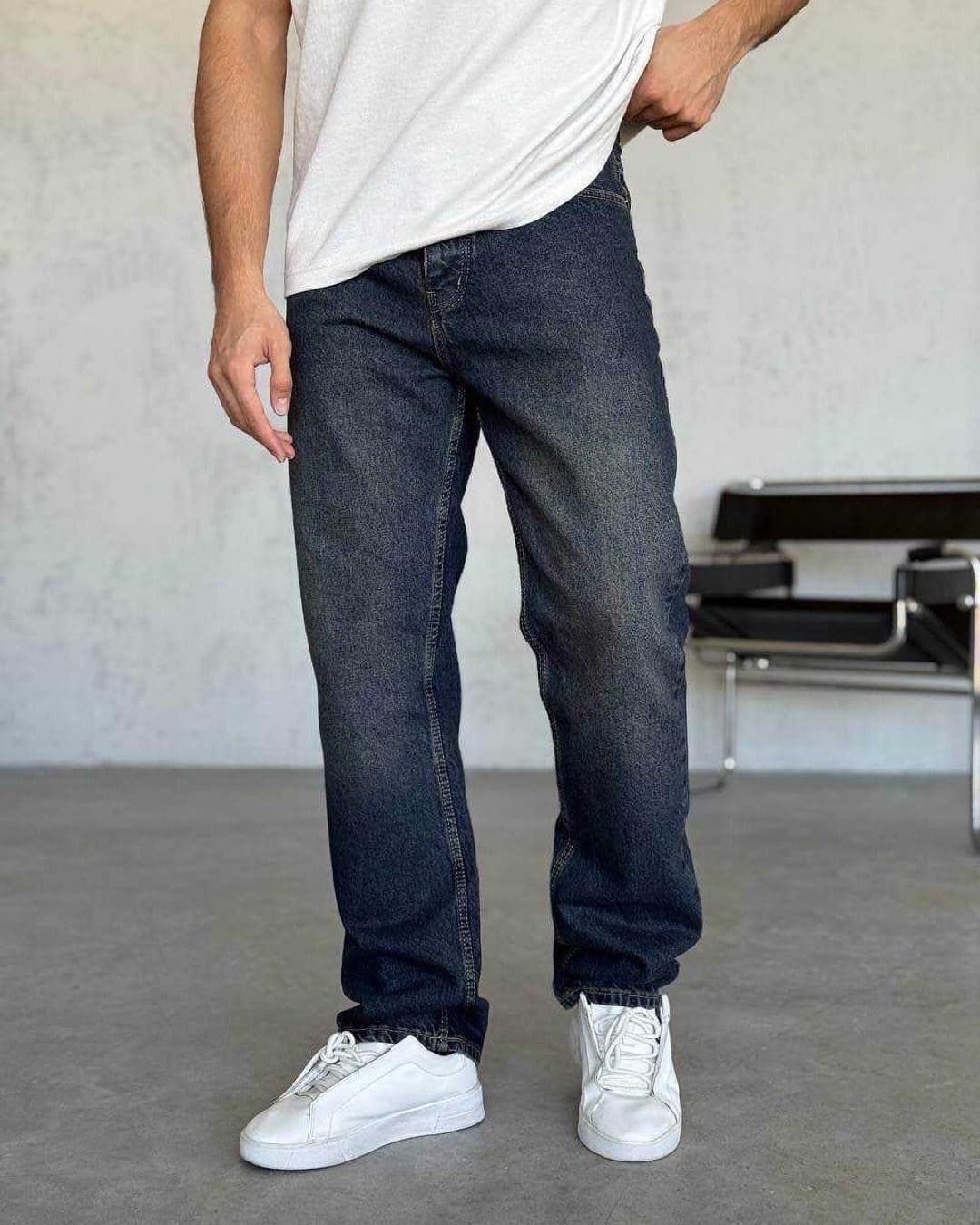 Baggy jeans
